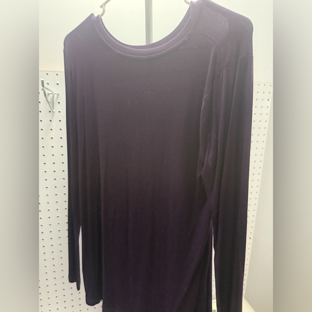 1X long sleeve